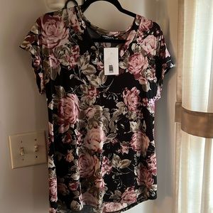 Heimish USA floral tee. Size small, black, pinks, tans. NWT, never worn